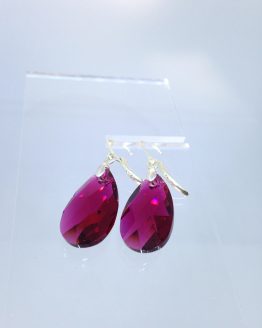 Boucles d'oreilles gouttes fuchsia "Sylvia"