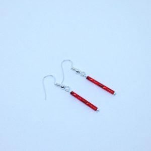 Boucles d'oreilles traits rouges – Image 2
