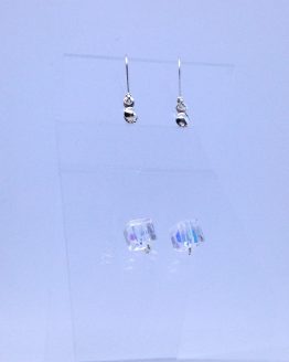 Boucles d'oreilles brillantes cubes suspendus - petit budget