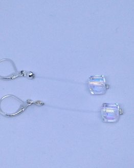 Boucles d'oreilles brillantes cubes suspendus - petit budget