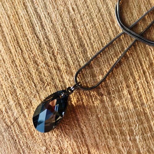 Collier goutte noire « Deeper » 