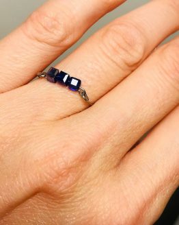 Bague cristaux bleus royal