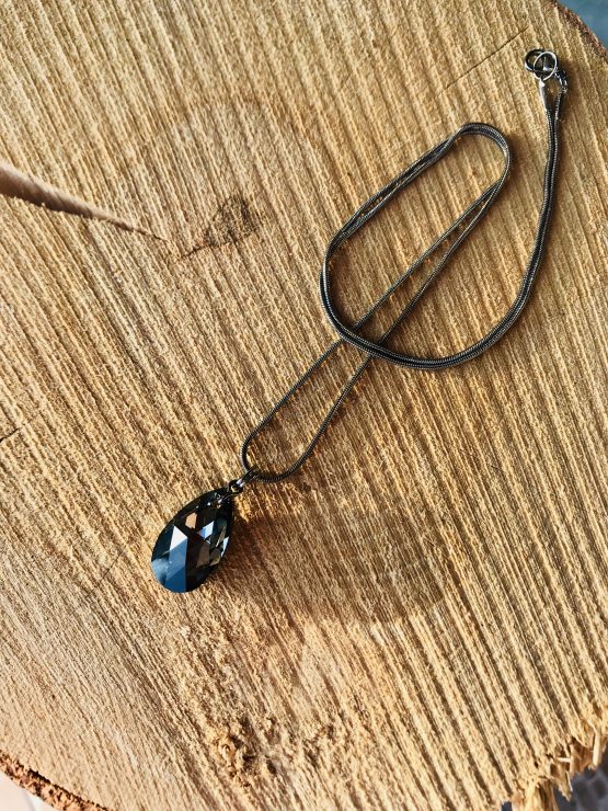 Collier goutte noire « Deeper » 