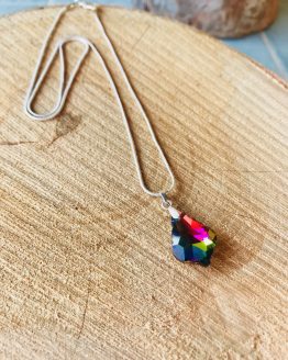 Collier arc-en-ciel foncé Chroma