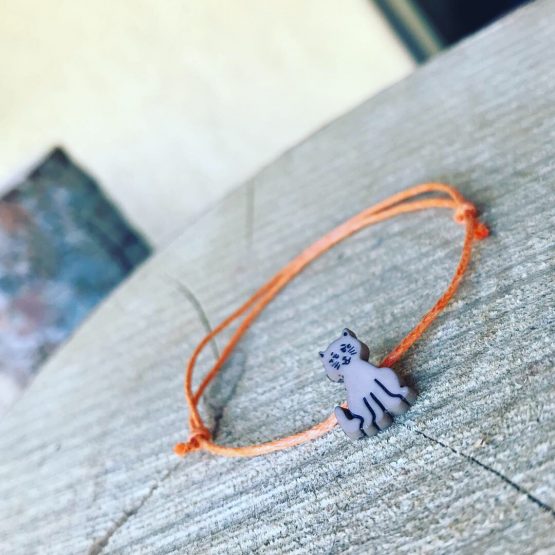 Bracelet chaton brun