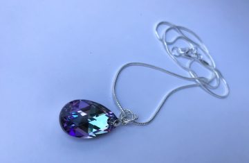 Collier larme violette Lila