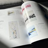 Livre et compilation des œuvres d'art avec et poèmes à l'eau de rose, écrits par Jana KUZMI artiste peintre et poète