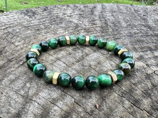 Bracelet avec les perles œil de tigre vert