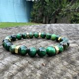 Bracelet avec les perles œil de tigre vert