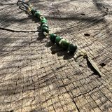 Collier Onésime repositionnable pour homme, accessoire idéal ajustable et modifiable en longueur.