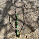 Collier Onésime repositionnable pour homme, accessoire idéal ajustable et modifiable en longueur avec l'oeil de tigre vert