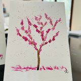 Arbre de Judée en aquarelle de la collection Arbre de Judée de l'artiste peintre Jana KUZMI. Réalisées main en rose et marron sur le papier aquarelle. Cartes artistiques ssont dépliables pour pouvoir écrire dedans et accompagner des fleurs ou u cadeau p.articulier. Elles peuvent accompagner une oeuvre d'art ou un bijou de produits proposés par le site Boucle Bel Air. Peut etre personnalisé et directement envoyé à la personne de votre choix.
