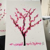 Arbre de Judée en aquarelle de la collection Arbre de Judée de l'artiste peintre Jana KUZMI. Réalisées main en rose et marron sur le papier aquarelle. Cartes artistiques ssont dépliables pour pouvoir écrire dedans et accompagner des fleurs ou u cadeau p.articulier. Elles peuvent accompagner une oeuvre d'art ou un bijou de produits proposés par le site Boucle Bel Air. Peut etre personnalisé et directement envoyé à la personne de votre choix.